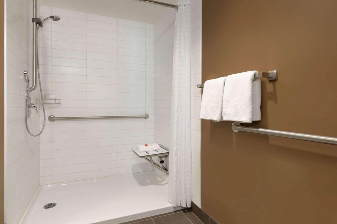 Microtel Inn And Suites By Wyndham Weyburn Εξωτερικό φωτογραφία