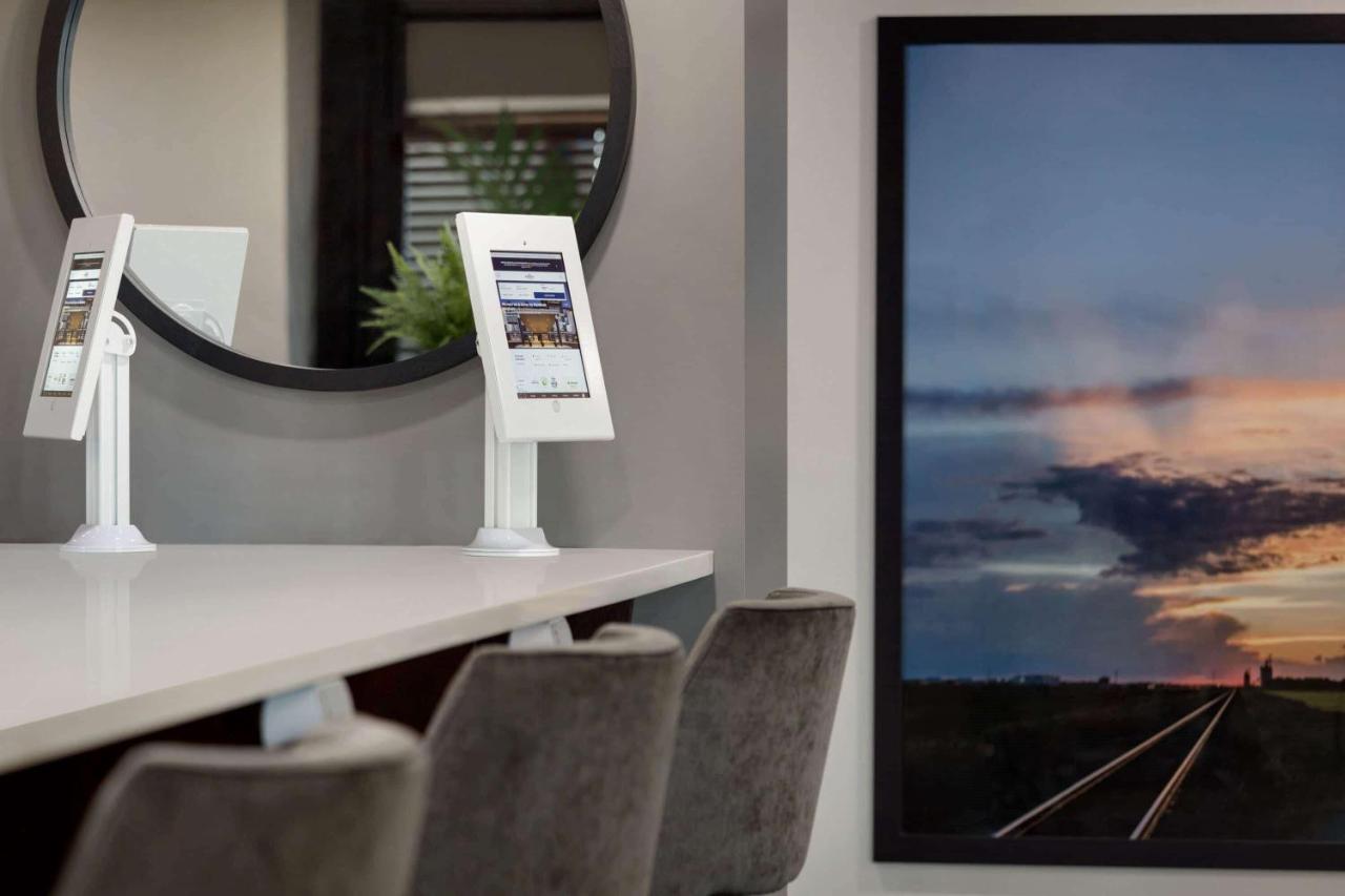 Microtel Inn And Suites By Wyndham Weyburn Εξωτερικό φωτογραφία